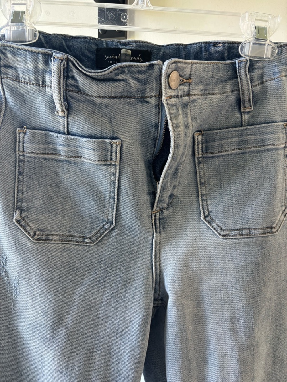 Risen Jeans by Social Threads. Women’s ,Light Blue Denim cropped wide leg. - Picture 3 of 6
